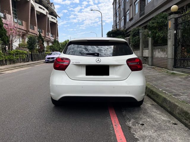 M-BENZ賓士 A180  第5張相片