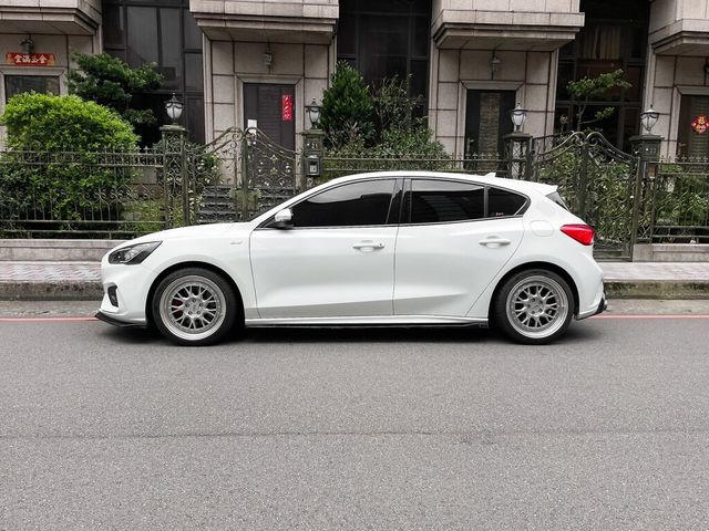 FORD福特 FOCUS ST  第3張相片