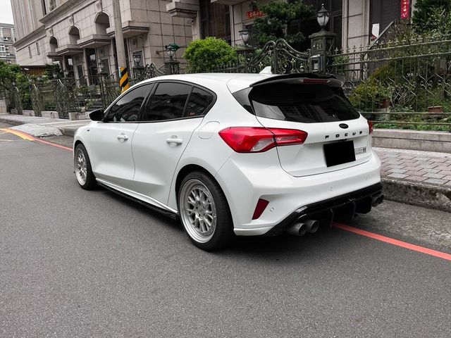 FORD福特 FOCUS ST  第4張相片