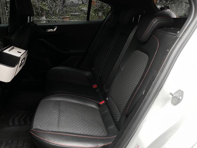 FORD福特 FOCUS ST  第10張相片