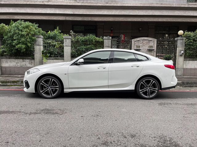 BMW寶馬 218I  第5張相片