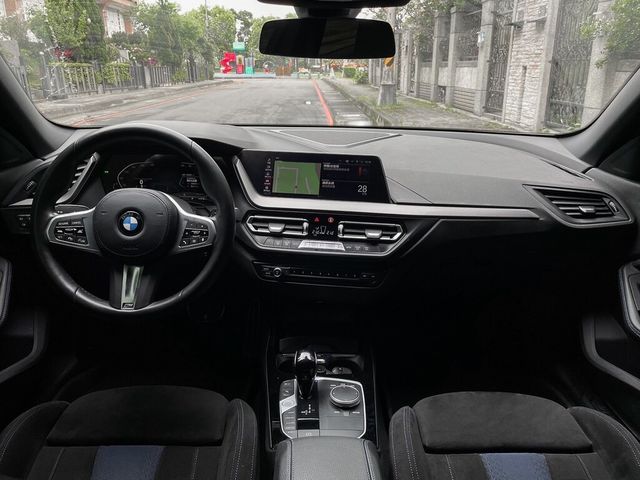 BMW寶馬 218I  第6張相片