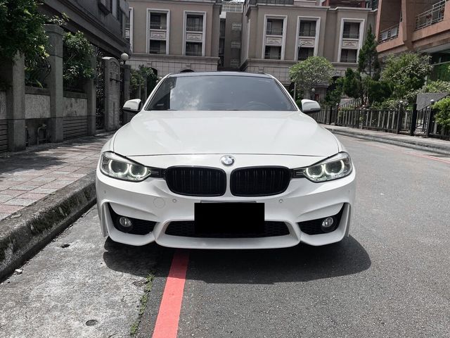 BMW寶馬 328I  第2張相片