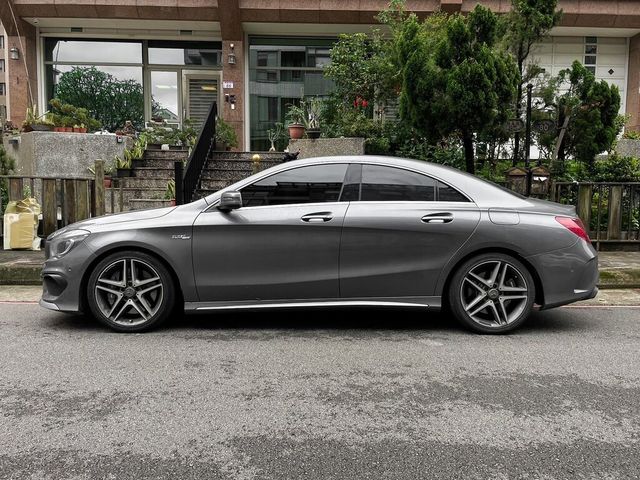 M-BENZ賓士 CLA45 S AMG 4MATIC+  第3張相片