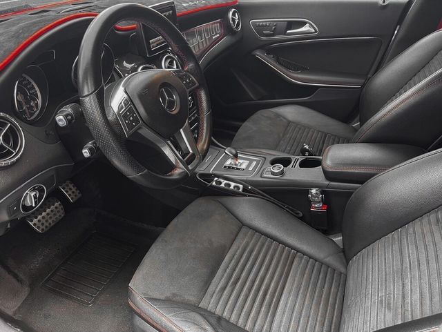 M-BENZ賓士 CLA45 S AMG 4MATIC+  第7張相片