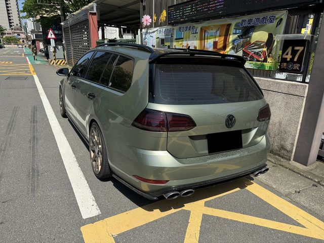 VOLKSWAGEN福斯 GOLF VARIANT  第5張相片