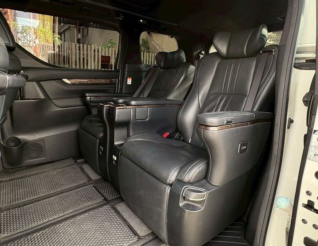 TOYOTA豐田 ALPHARD  第10張相片