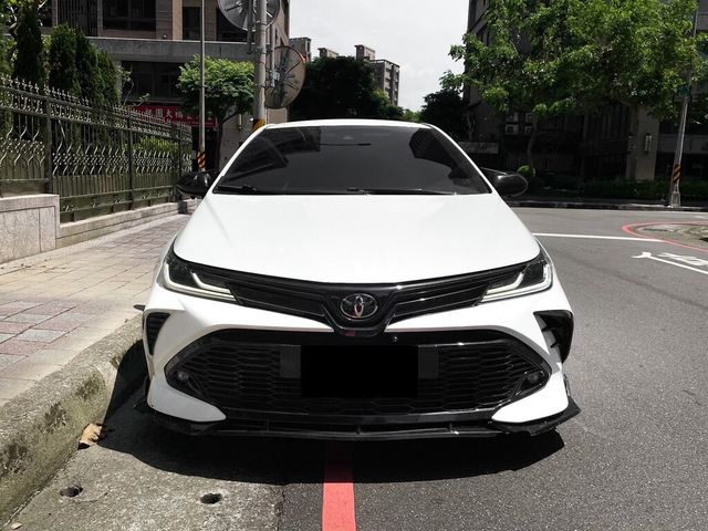 TOYOTA豐田 COROLLA ALTIS HYBRID  第2張相片