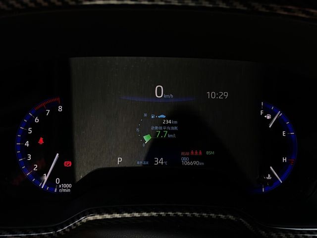 TOYOTA豐田 COROLLA ALTIS HYBRID  第10張相片
