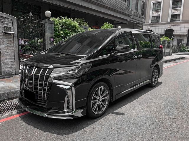 TOYOTA豐田 ALPHARD  第1張相片