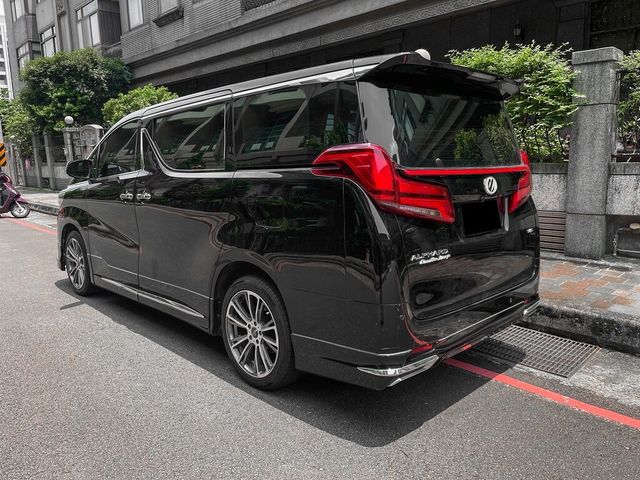 TOYOTA豐田 ALPHARD  第4張相片