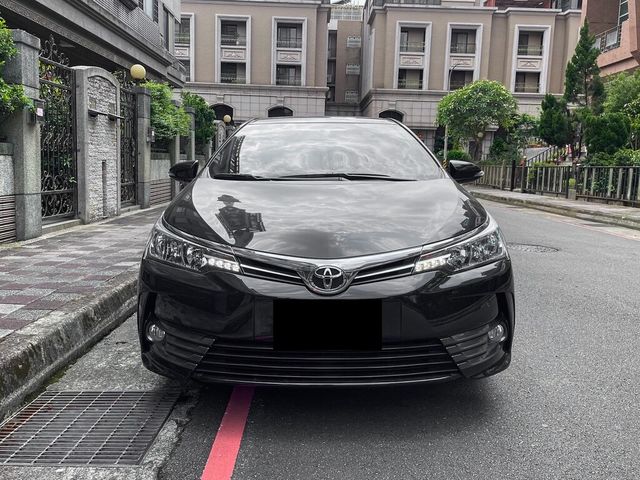 TOYOTA豐田 ALTIS  第2張相片