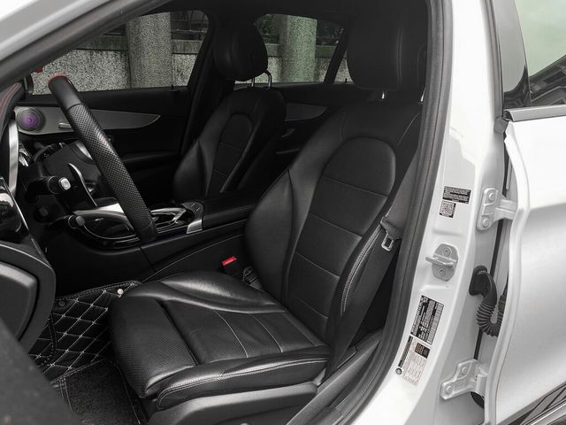 M-BENZ賓士 C300  第8張相片