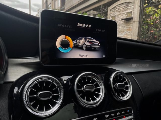 M-BENZ賓士 C300  第11張相片