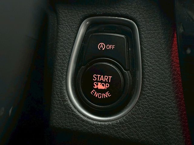 BMW寶馬 318I  第12張相片