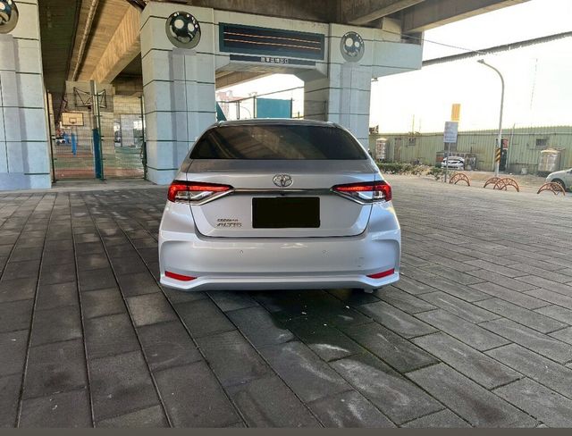 TOYOTA豐田 ALTIS  第3張相片