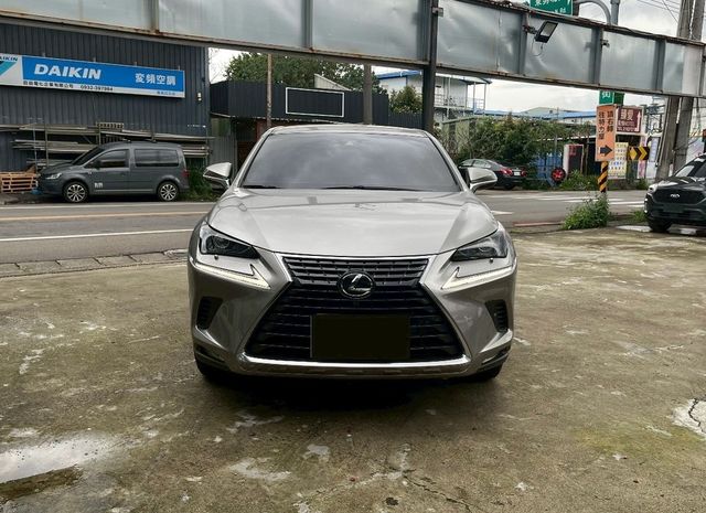 LEXUS凌志 NX200  第2張相片