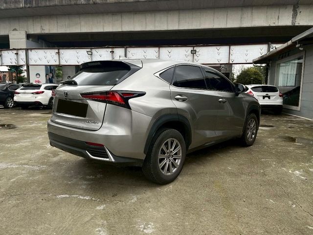 LEXUS凌志 NX200  第4張相片