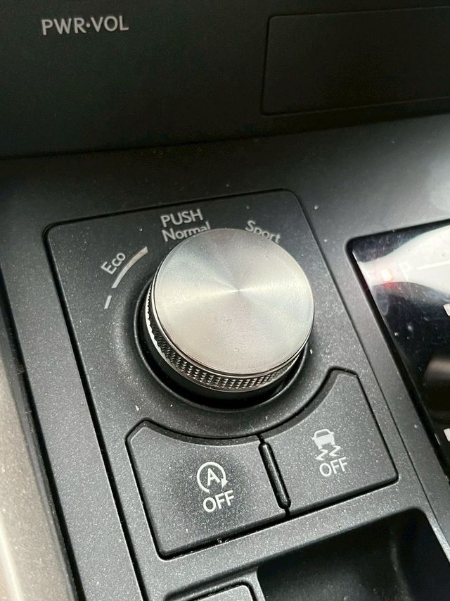 LEXUS凌志 NX200  第13張相片