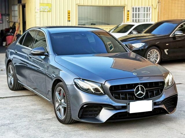 M-BENZ賓士 E200  第1張相片