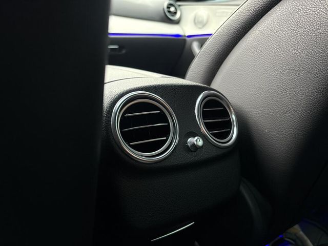 M-BENZ賓士 E300  第10張相片