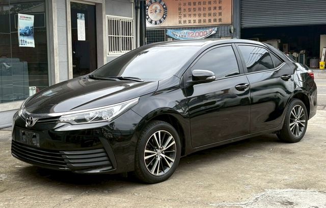 TOYOTA豐田 ALTIS  第1張相片