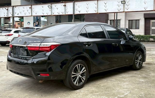 TOYOTA豐田 ALTIS  第4張相片