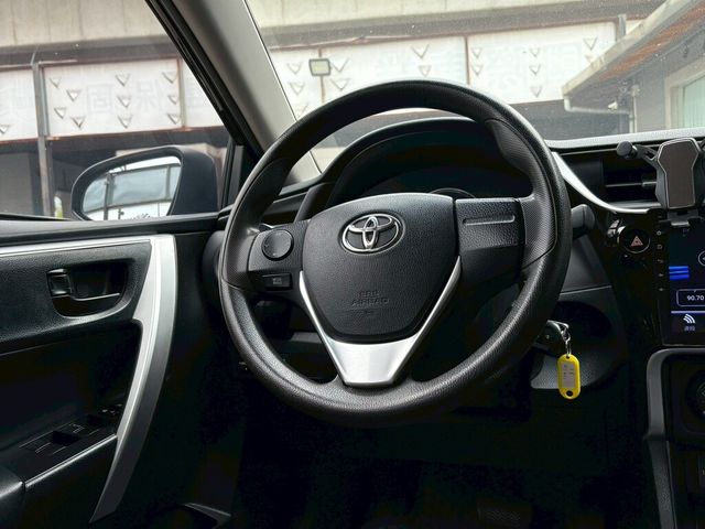 TOYOTA豐田 ALTIS  第10張相片