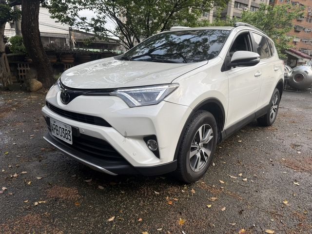 TOYOTA豐田 RAV4  第1張相片