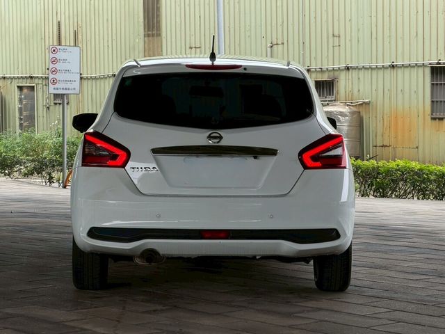 NISSAN日產 TIIDA  第3張相片