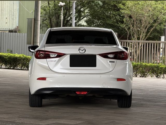 MAZDA馬自達 MAZDA 3  第4張相片