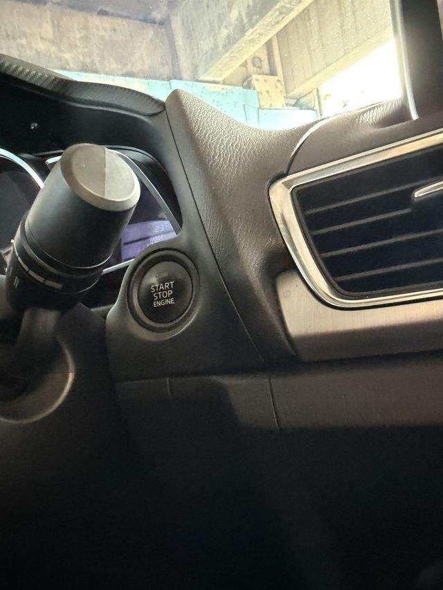 MAZDA馬自達 MAZDA 3  第10張相片