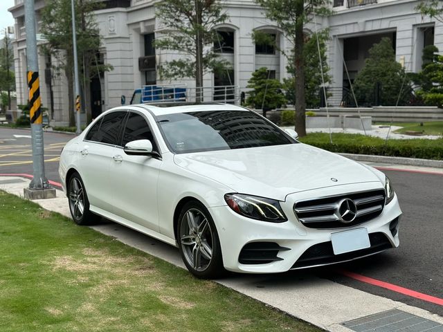 M-BENZ賓士 E300  第2張相片
