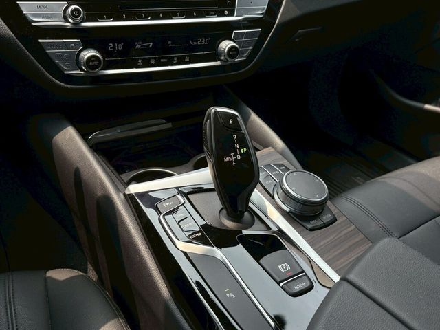 BMW寶馬 520I  第11張相片