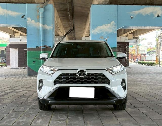 TOYOTA豐田 RAV4  第1張相片