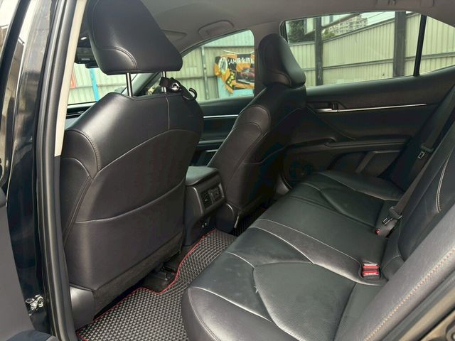 TOYOTA豐田 CAMRY HYBRID  第11張相片