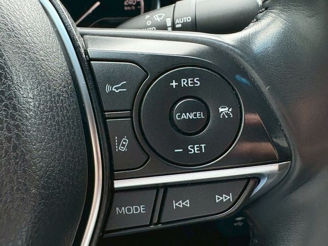 TOYOTA豐田 CAMRY HYBRID  第18張相片