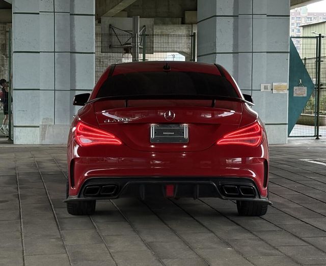 M-BENZ賓士 CLA250  第2張相片