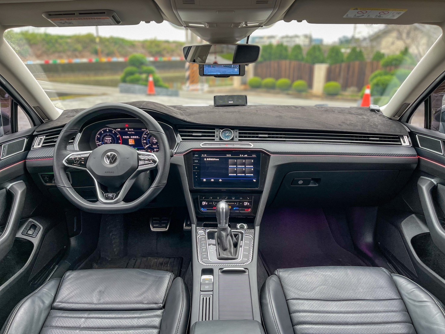 ▲銘陽國際▲ 2015年 福斯 PASSAT VARIANT 330TSI 1.8 附上引擎整理工單12萬 耗材皆已更新完畢 漂亮認證車  第5張相片