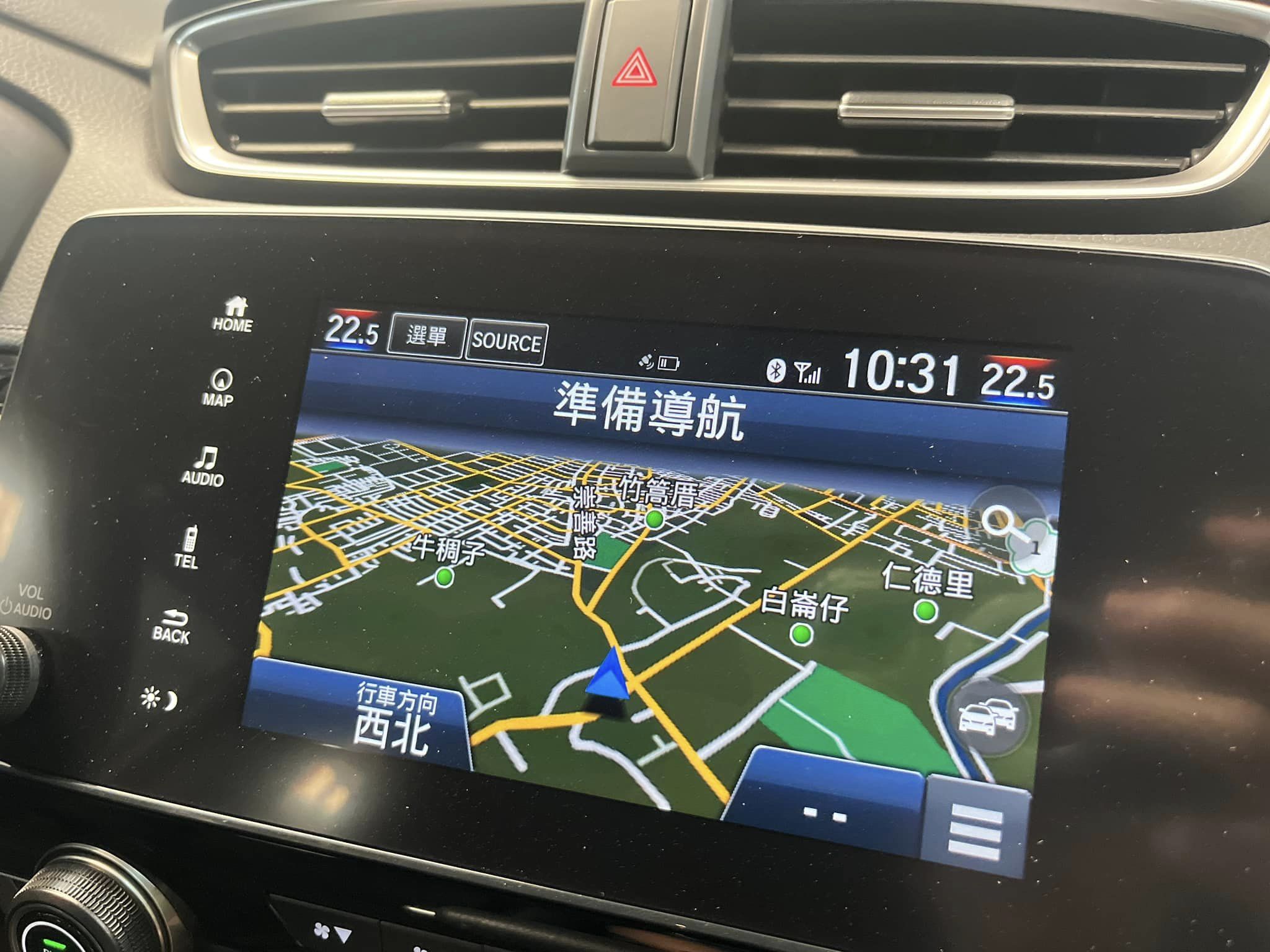▲沃克車業▲小改款5.5代 實跑7萬 ACC跟車/車道偏移/電尾門/無線充電座/CarPlay 保固中  第11張相片