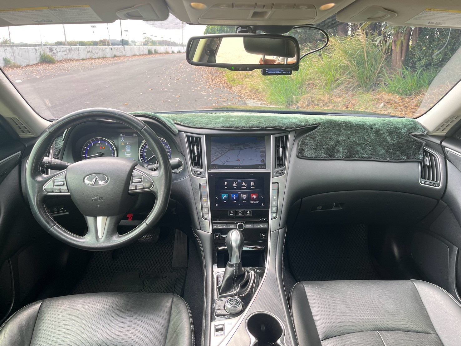 Q50 旗艦款 僅跑11萬 原廠保養 後驅211p馬力  ACC跟車/360環景/盲點/車道偏移/BOSE音響  第6張相片