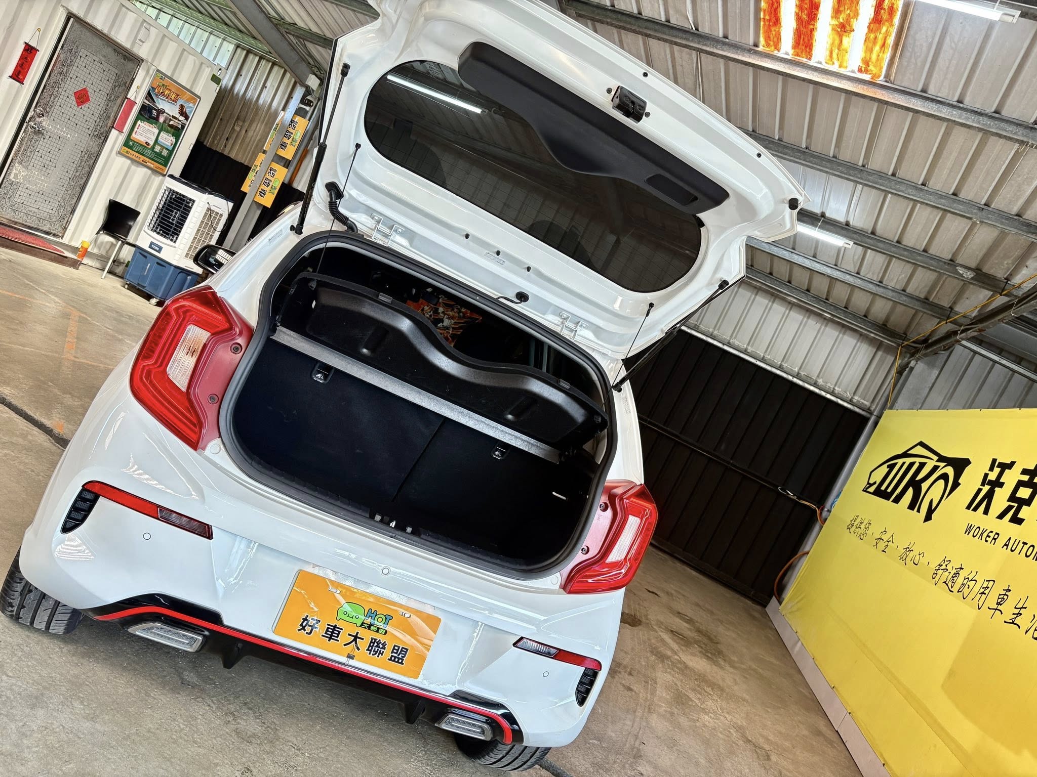 GT-Line Plus 僅跑1萬 保固中 7安/定速/車道維持/主動剎車/通風椅/免鑰匙/車門啟閉  第2張相片