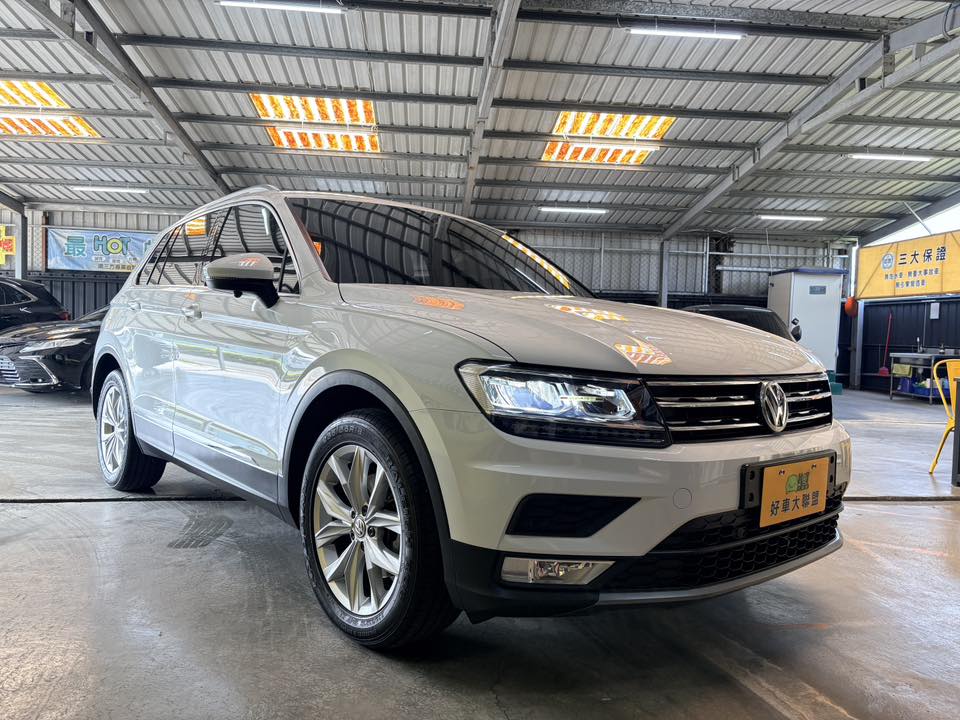 TIGUAN 高階CL版 僅跑8.7萬 原廠保養 升級360環景+安卓機+無線AppleCarPlay  第3張相片
