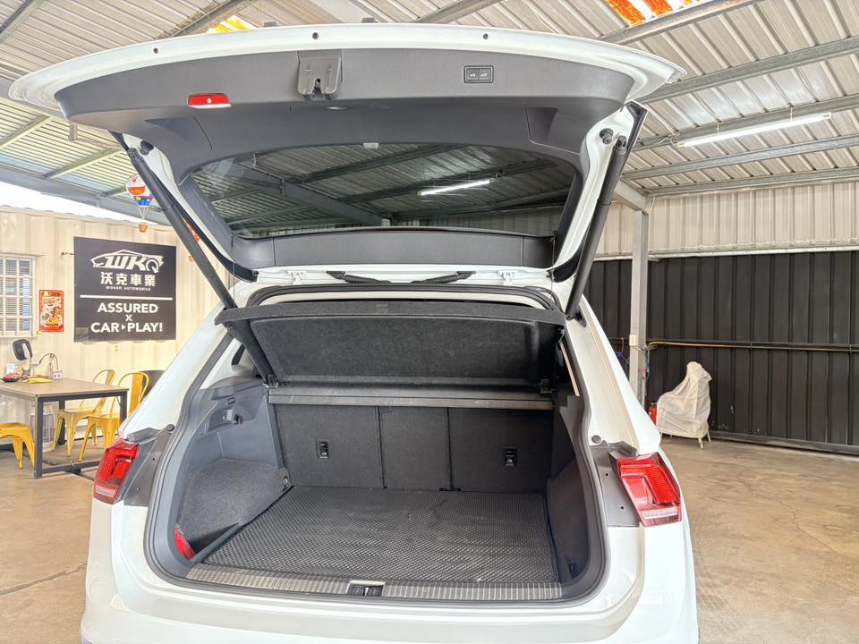 TIGUAN 高階CL版 僅跑8.7萬 原廠保養 升級360環景+安卓機+無線AppleCarPlay  第7張相片