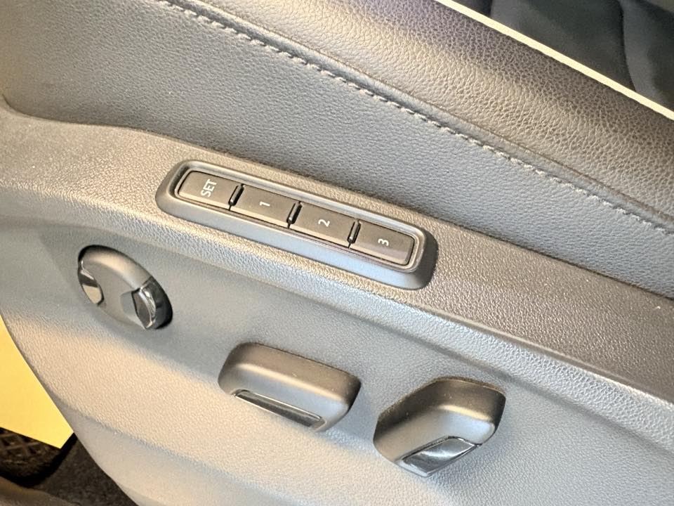 TIGUAN 高階CL版 僅跑8.7萬 原廠保養 升級360環景+安卓機+無線AppleCarPlay  第13張相片