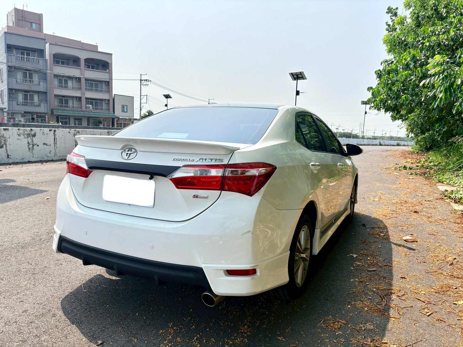 S+版 超低里程 1.6萬公里 升級Z版空力套件 原版件  第2張相片