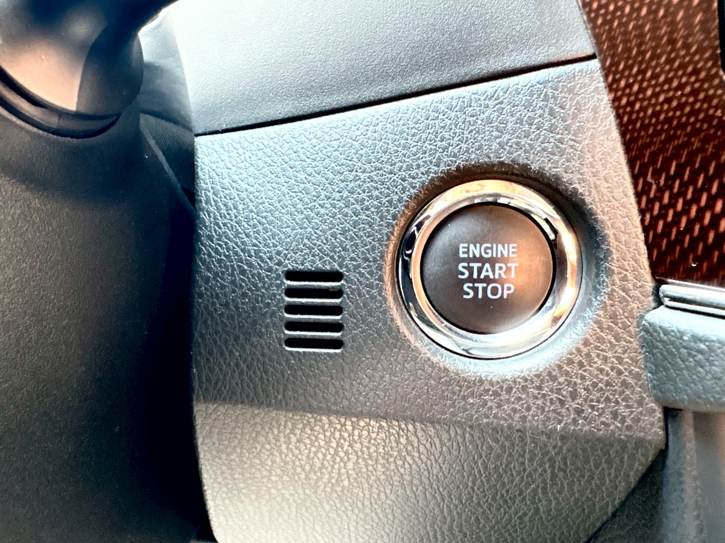 S+版 超低里程 1.6萬公里 升級Z版空力套件 原版件  第5張相片