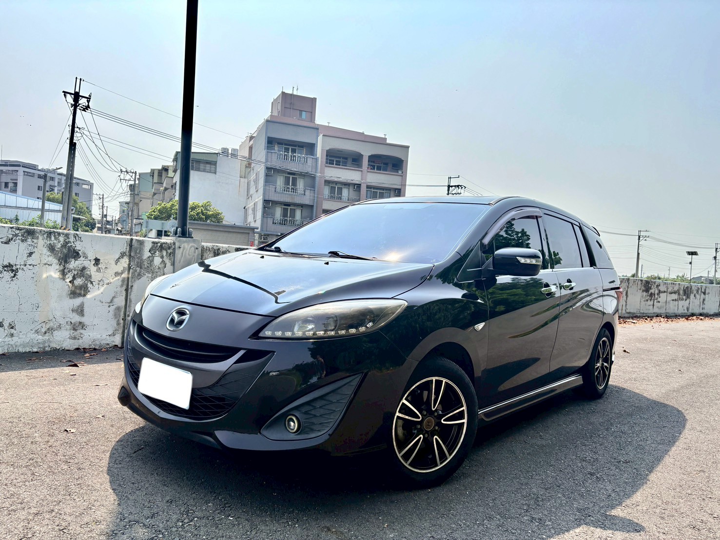 僅跑16.5萬 原版件 升級盲點/安卓機/後坐螢幕/換檔快撥/空力套件  第1張相片