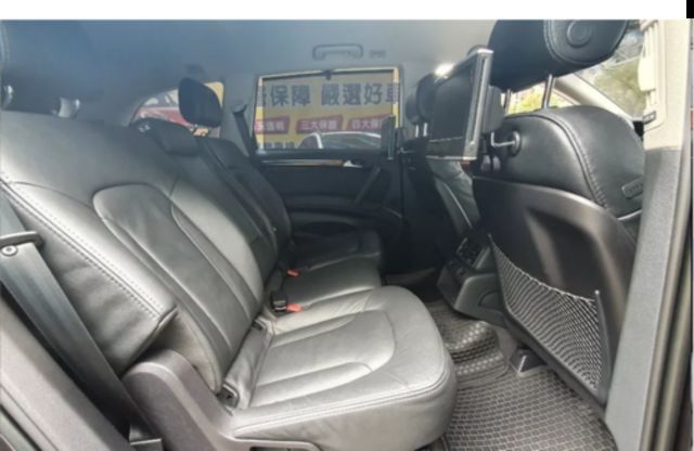 AUDI奧迪 Q7  第14張相片