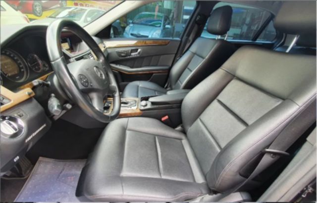 M-BENZ賓士 E220D  第13張相片